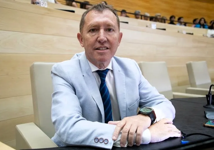 Rossi lanzó su candidatura a intendente con fuertes críticas a las alianzas del radicalismo