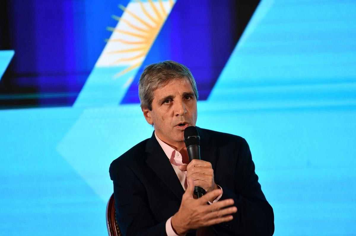 Caputo: "El problema no es un despido, sino que nadie quiere contratar a nadie"