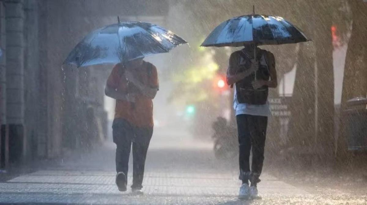 Alertas por lluvias y tormentas fuertes en varias provincias este lunes