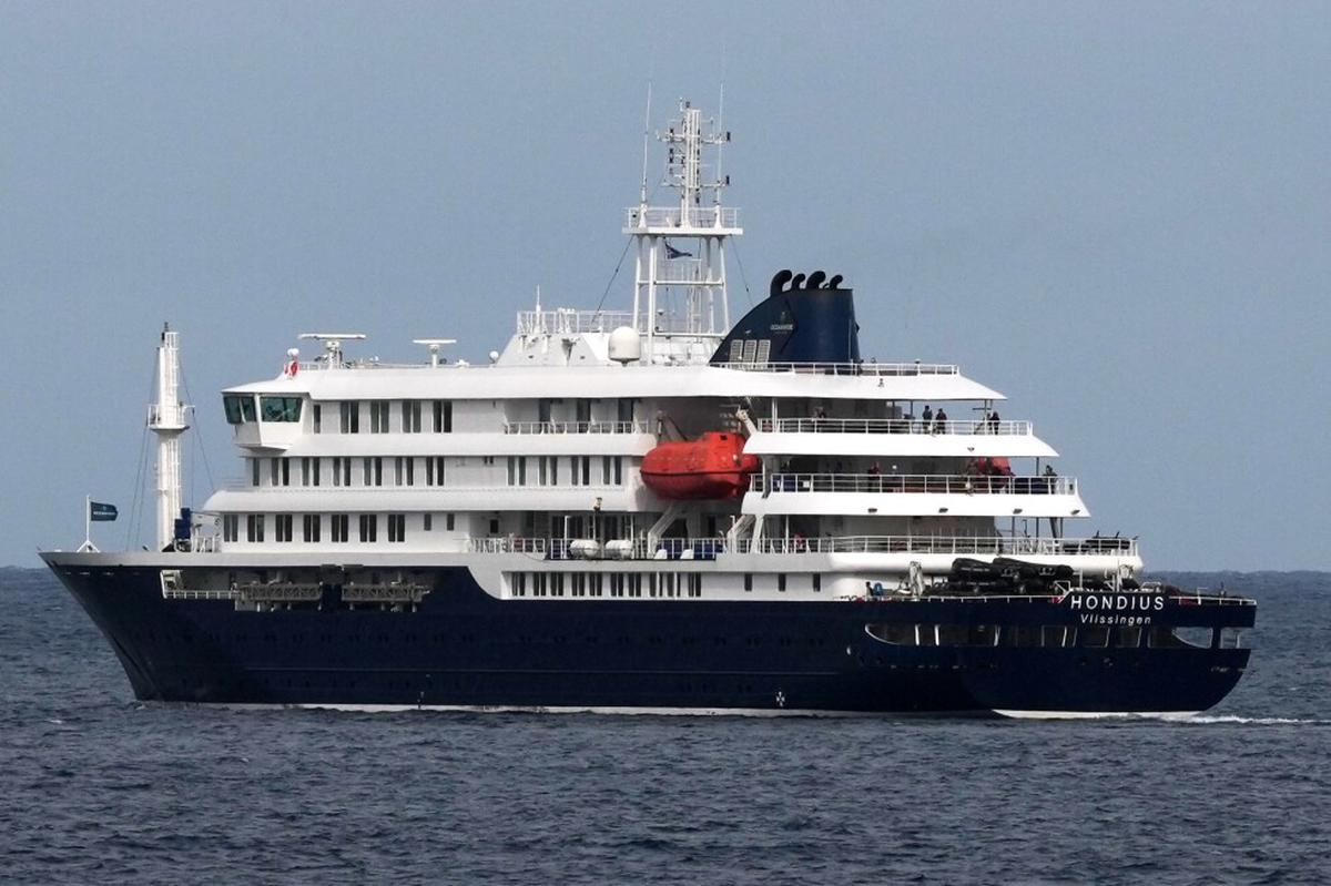 España se prepara para la llegada del crucero con hantavirus a Canarias