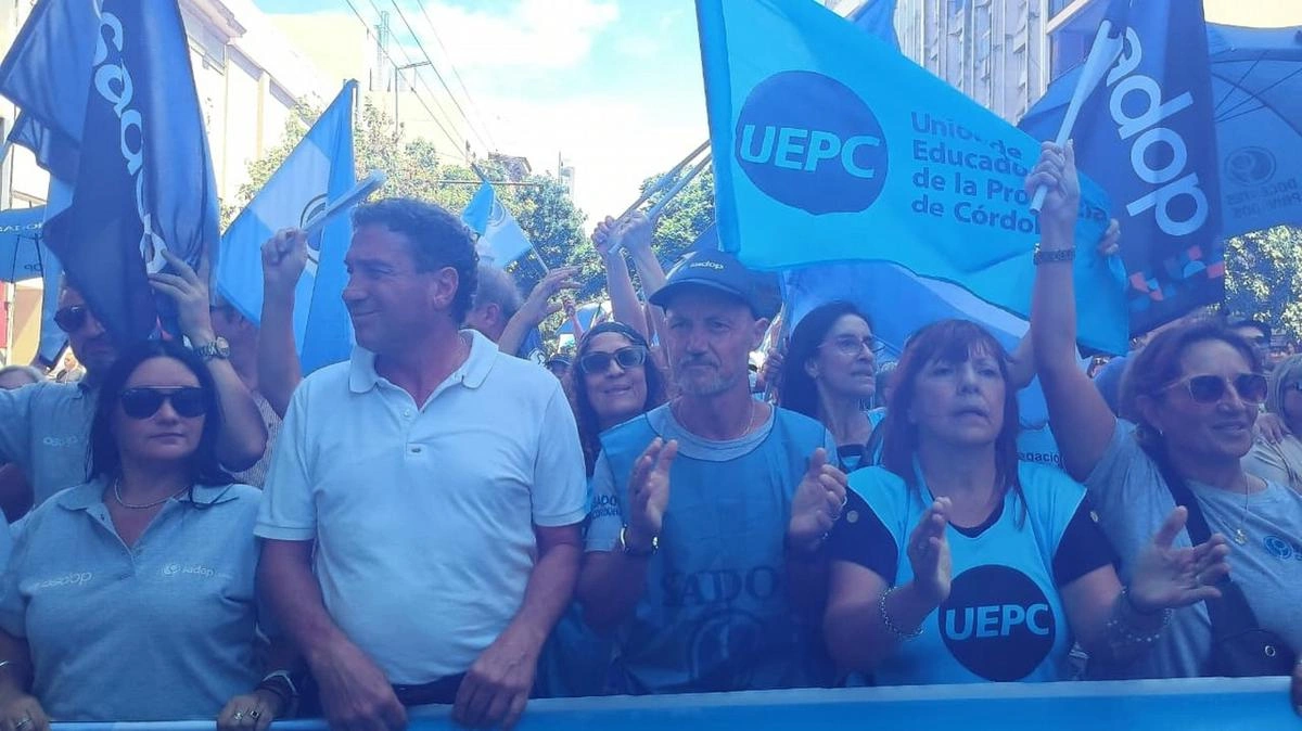 La UEPC suspendió el paro del miércoles tras recibir una nueva oferta salarial