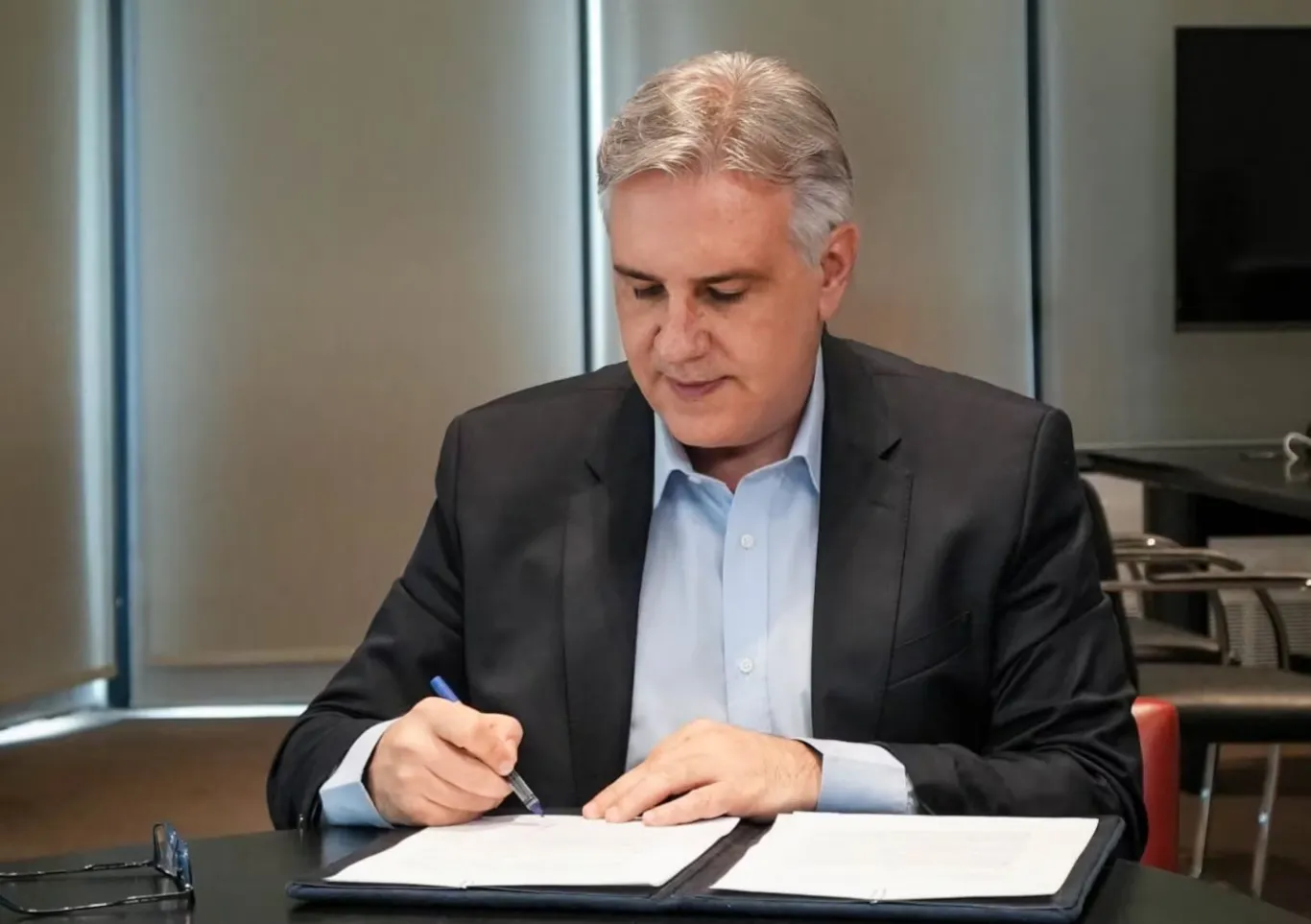 Las claves del “plan histórico” del Presupuesto de Llaryora para bajar los impuestos