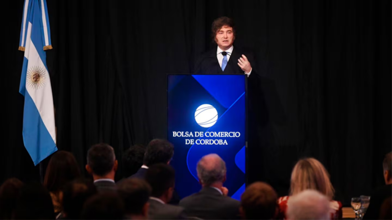 Milei llamó “horda de vagos” a la oposición y dijo que la inflación “podría empezar con 0 en agosto”