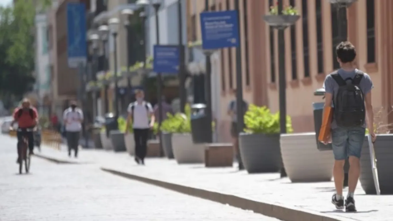 Vuelve con fuerza el calor a Córdoba: qué día de la semana podría llegar a los 37°C