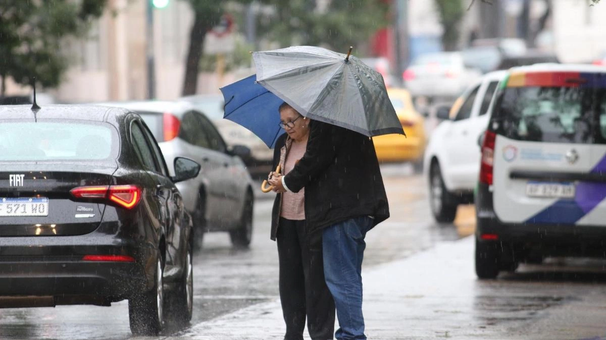 Calor húmedo y alerta por tormentas en Córdoba para este miércoles