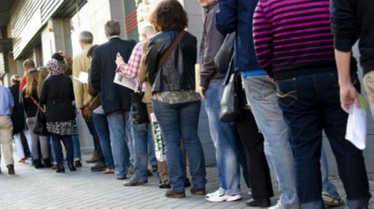 Subió el desempleo a 7,5% a fin de 2025: afectó a casi 1,7 millones de personas