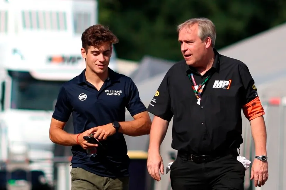 FRANCO COLAPINTO CORRE EN HUNGRIA EN EL CALOR DEL HUNGARORING
