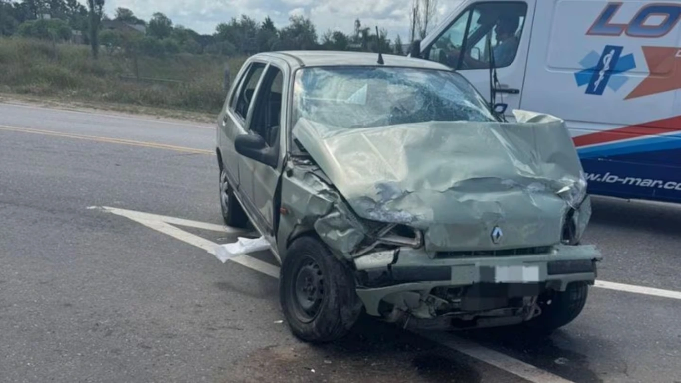 Trágico choque en Río Tercero: una mujer falleció y un hombre está en estado crítico