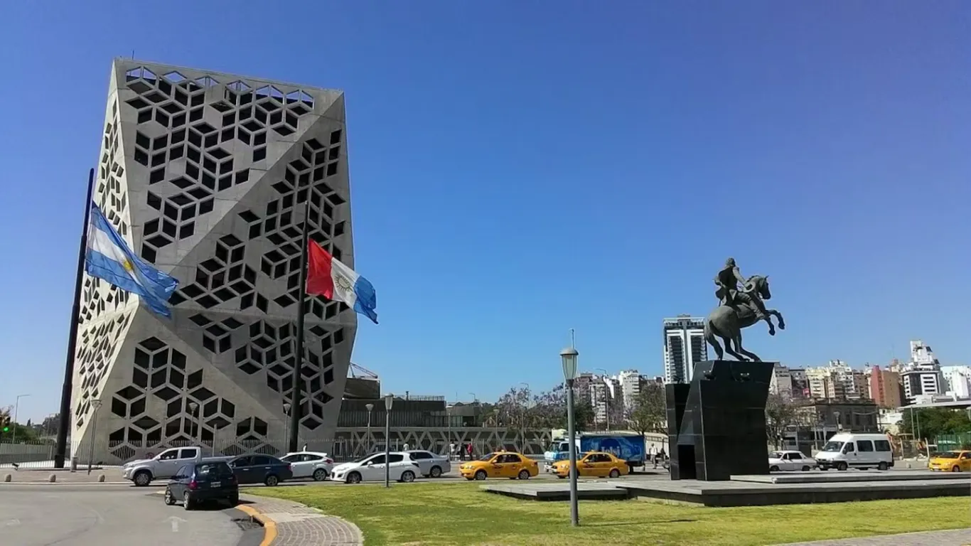 La Provincia definió el asueto por las fiestas y el receso administrativo: qué servicios sí funciona