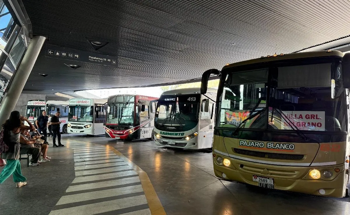 No habrá transporte interurbano gratuito en Córdoba durante las elecciones