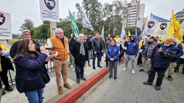 Sindicatos se movilizan en Córdoba contra el endeudamiento de las familias trabajadoras