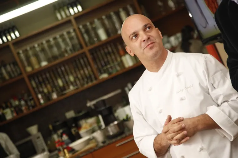 SANTIAGO GIORGINI: SE PUEDEN HACER PLATOS MUY RICOS CON PESCADOS ECONÓMICOS