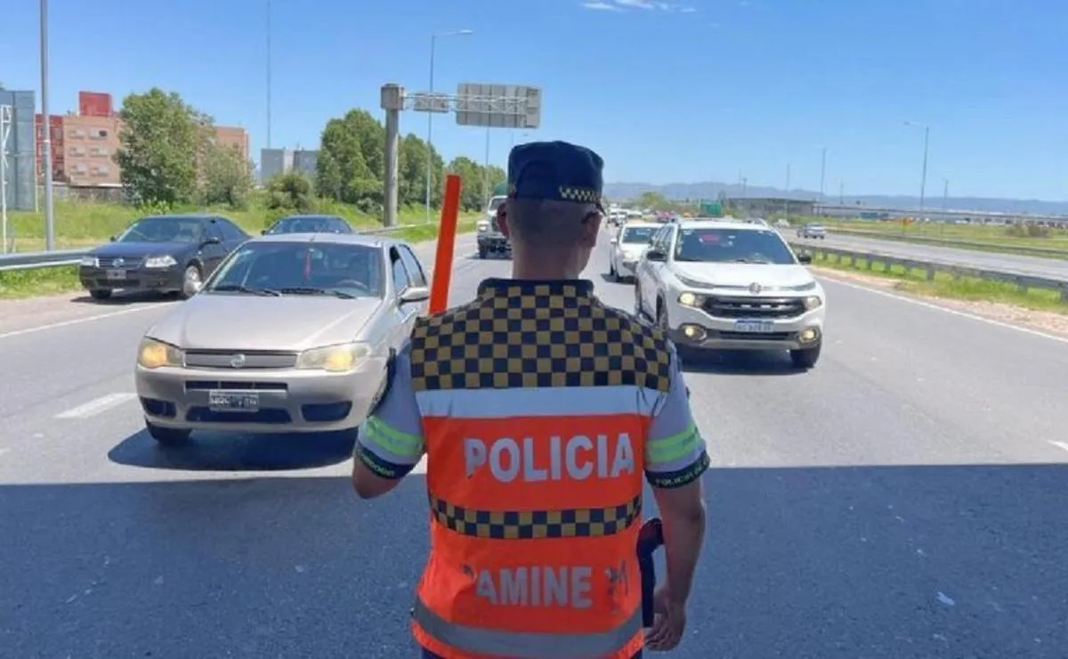 Alerta multas en Córdoba: la Caminera controla y cobra por matafuegos vencidos