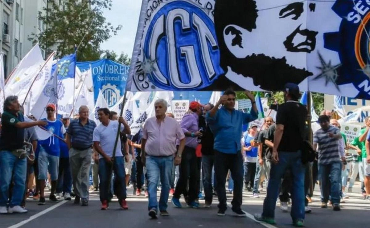 Con críticas al Gobierno por la reforma laboral, la CGT marcha a Plaza de Mayo